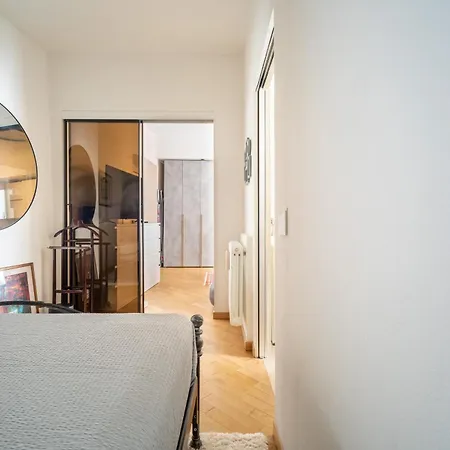 Al Donni Aircon Center Apartment *