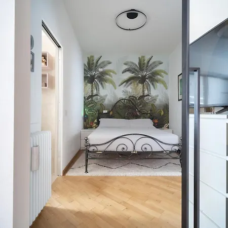 Апартаменты Al Donni Aircon Center *