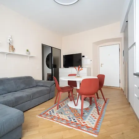 Апартаменты Al Donni Aircon Center Бергамо