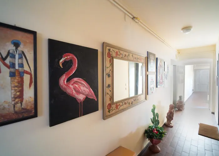 Al Donni Aircon Center Apartment